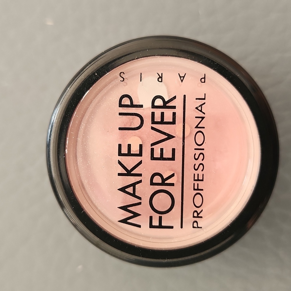 Brand new Make Up For Ever star powder, light pink shimmer